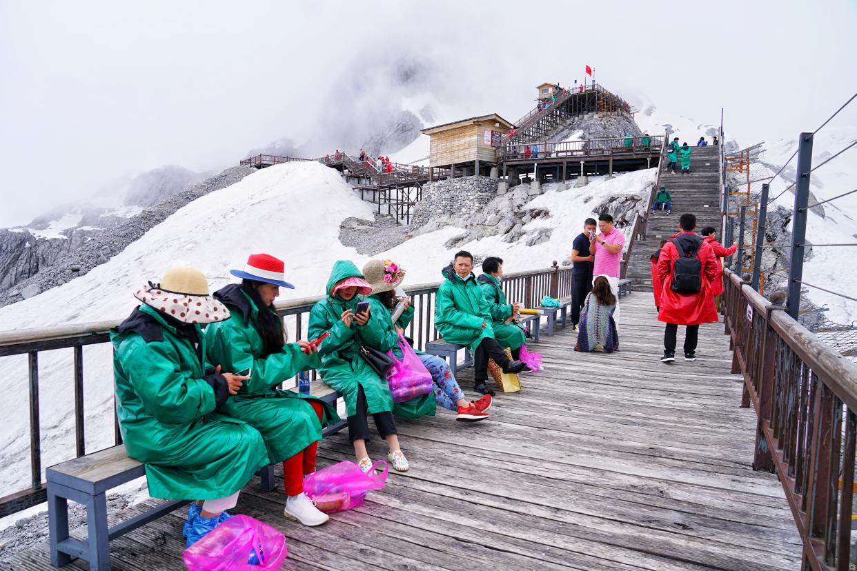 云南丽江有座雪山，风景壮丽，游客最爱来打卡，也是纳西人的神山-玉龙雪山印象丽江表演 门票