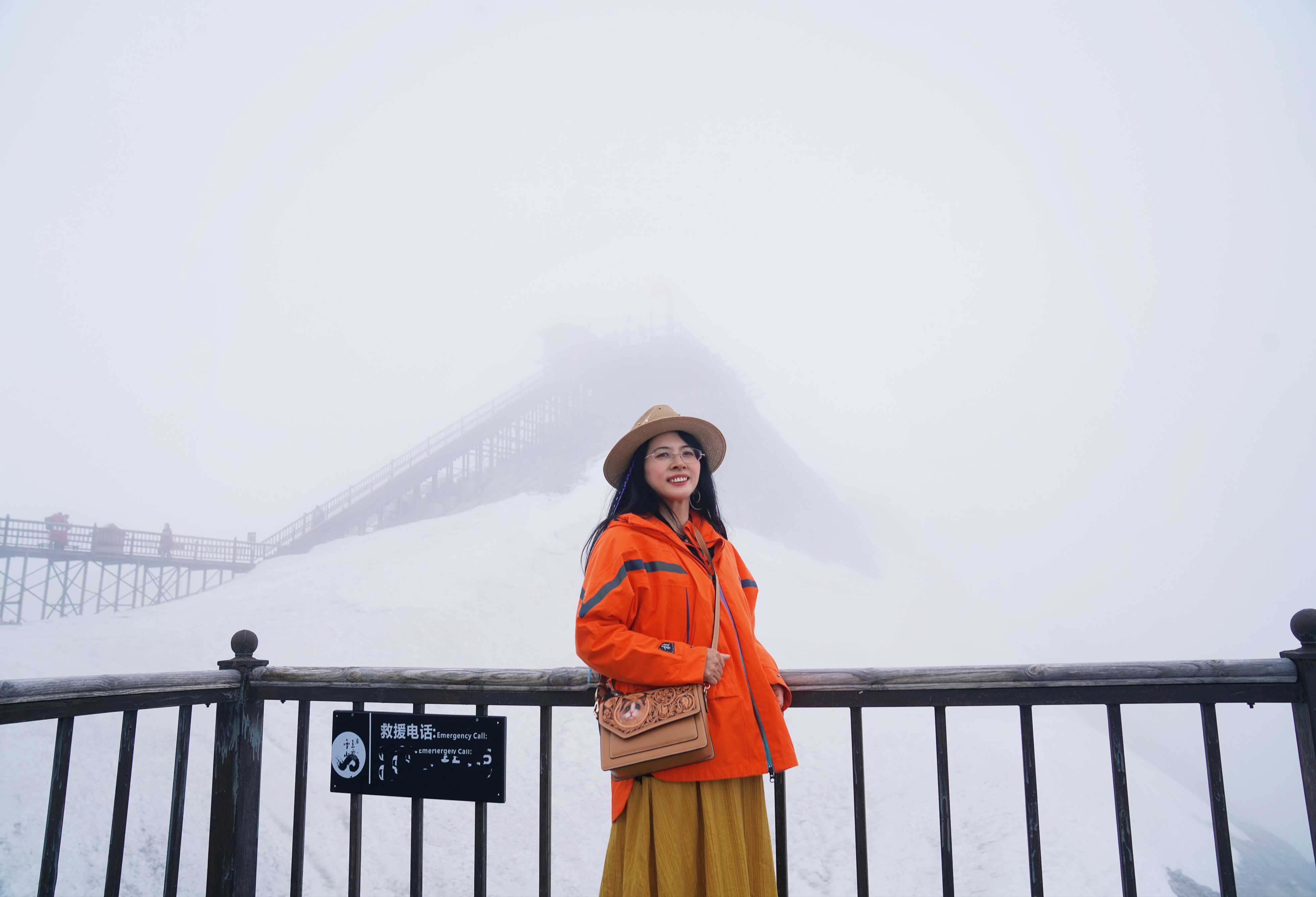 云南丽江有座雪山，风景壮丽，游客最爱来打卡，也是纳西人的神山-玉龙雪山印象丽江表演 门票