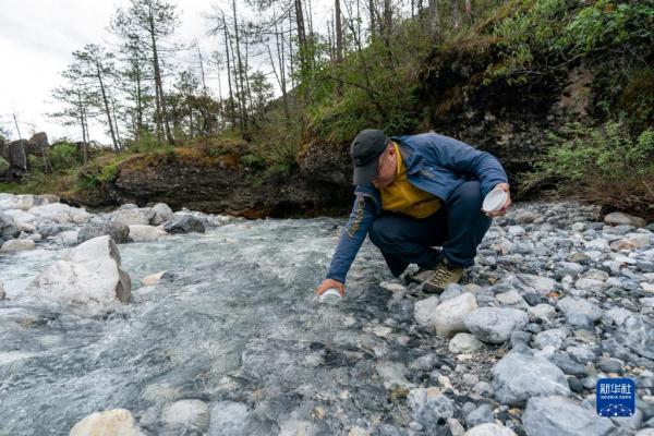 玉龙雪山上的一片雪花，长江里的一滴水-玉龙雪山开发现状