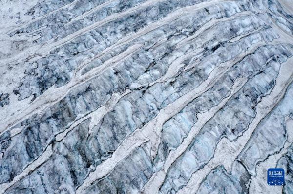 玉龙雪山上的一片雪花，长江里的一滴水-玉龙雪山开发现状