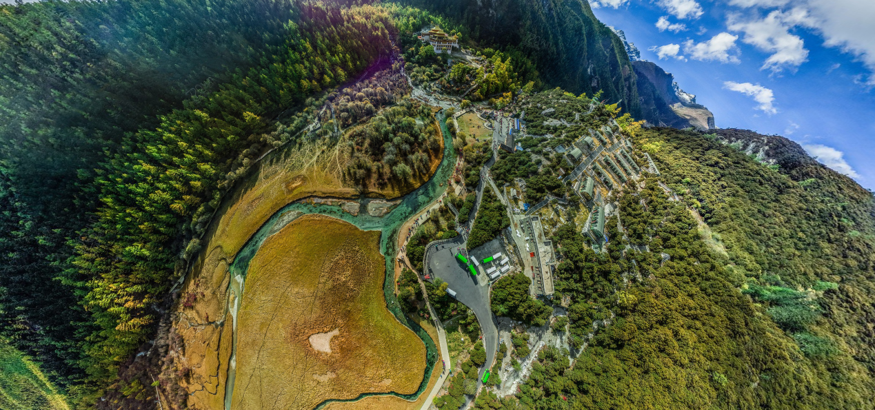 去稻城亚丁旅游有哪些避坑攻略分享？-去稻城亚丁的旅游路线有哪些