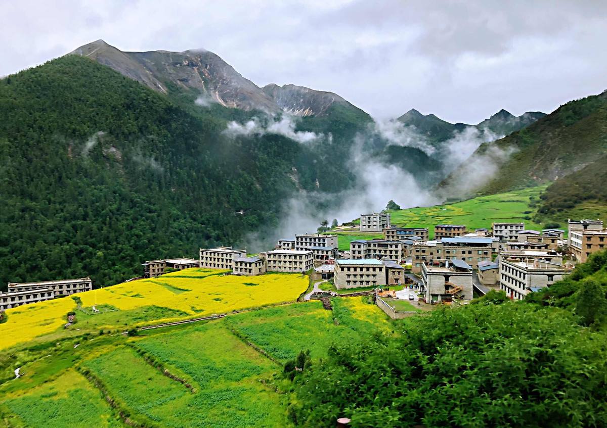 你要去的稻城亚丁，攻略都在这里！景区介绍、出行规划、费用预算-稻城亚丁景区攻略时间安排