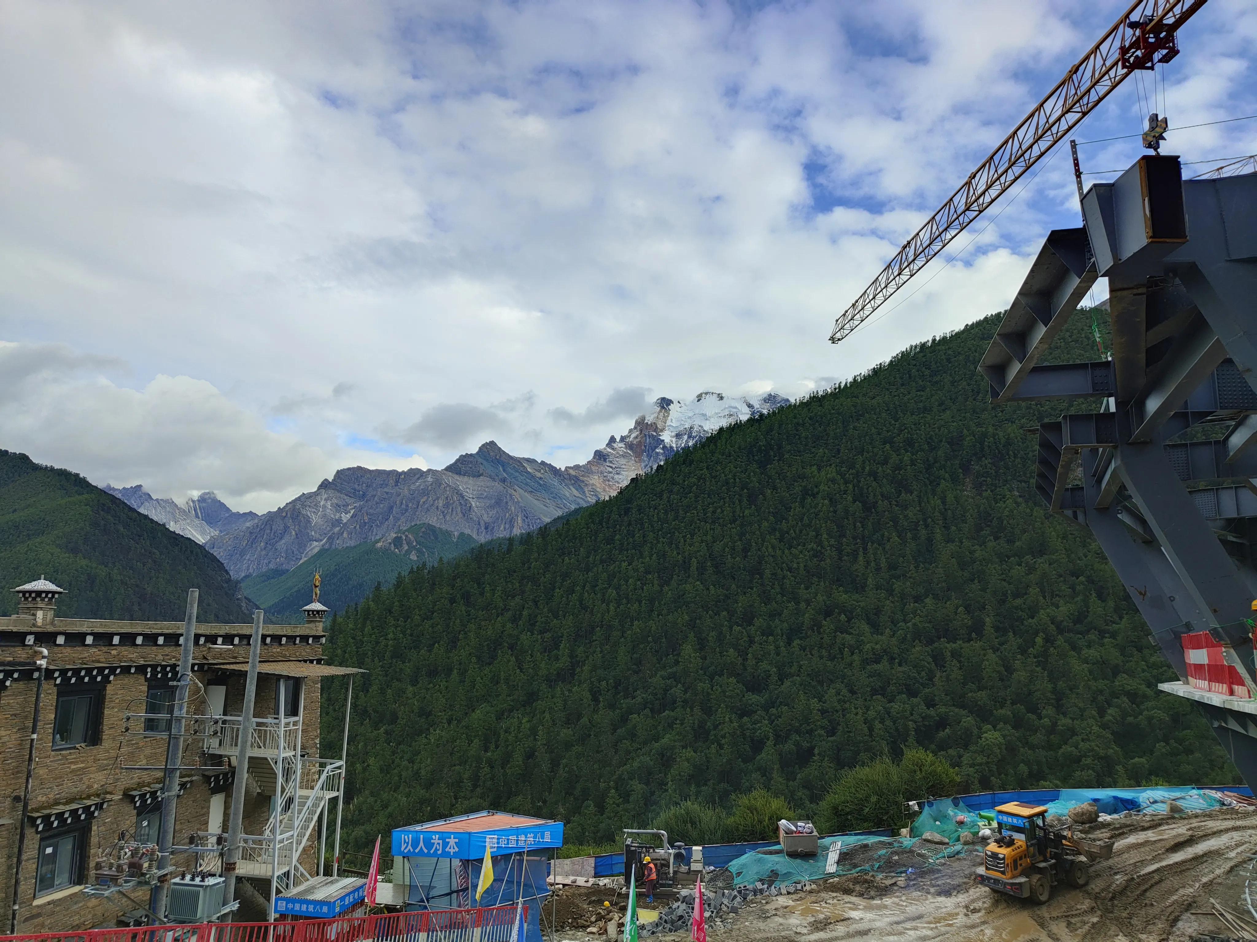 稻城亚丁自玩详细攻略（2000字）-稻城亚丁旅游线路攻略一日游