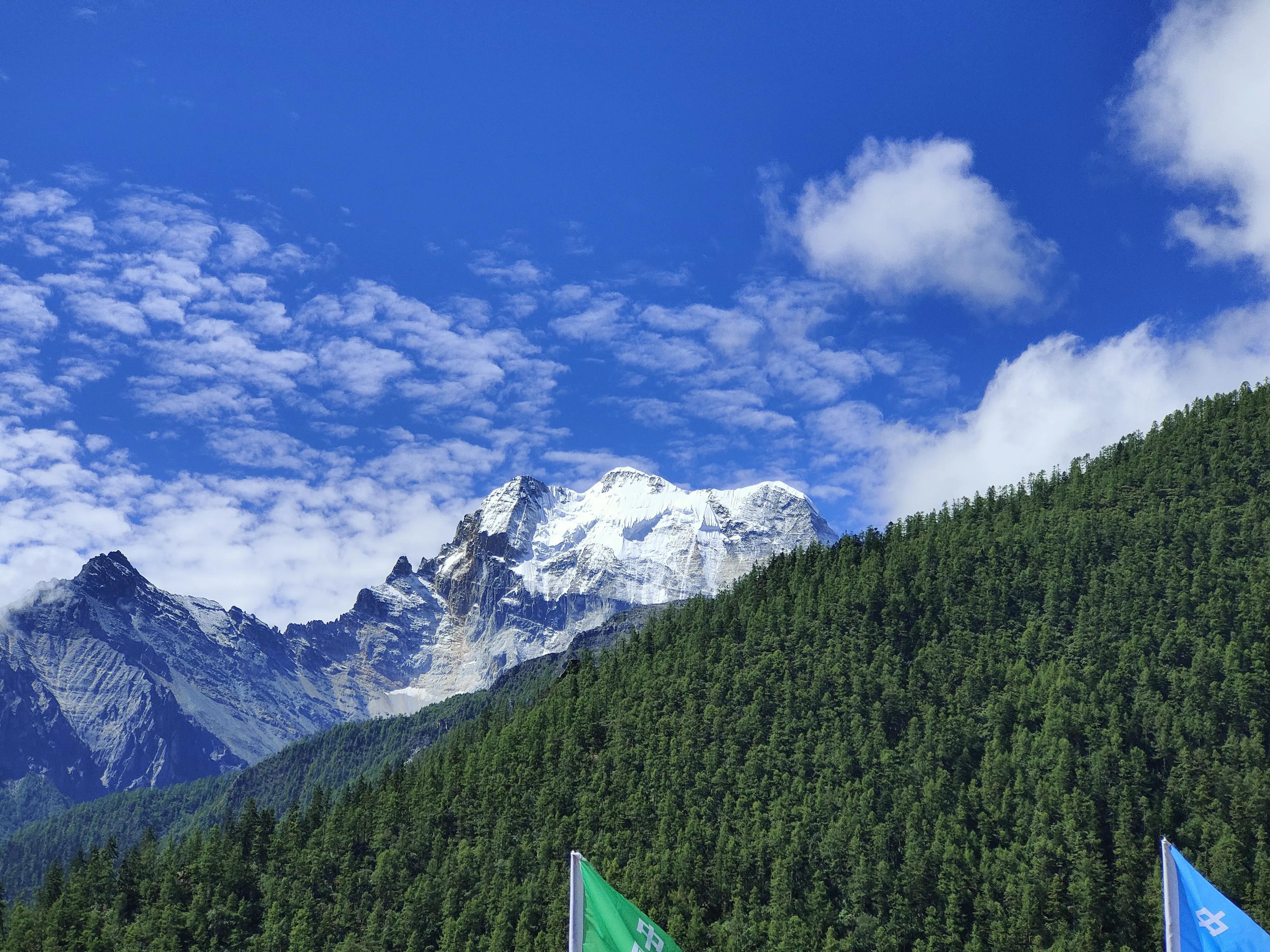 稻城亚丁自玩详细攻略（2000字）-稻城亚丁旅游线路攻略一日游