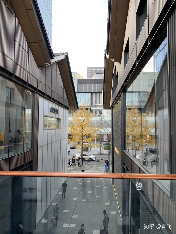 国内三个「太古里」，成都北京上海，你们更喜欢哪个太古里？-成都太古里与北京太古里