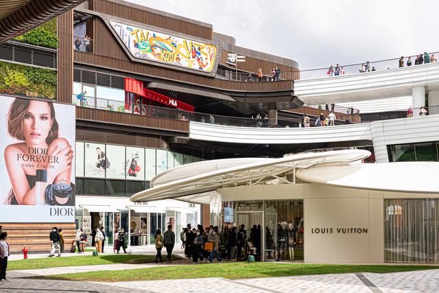 零售业恢复中：上海前滩太古里销售额猛涨1.6倍，兴业太古汇长七成-前滩太古里停车费