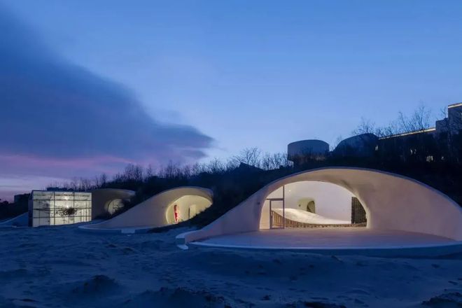 网红阿那亚，从“一手烂牌”到中产标配-阿那亚天气