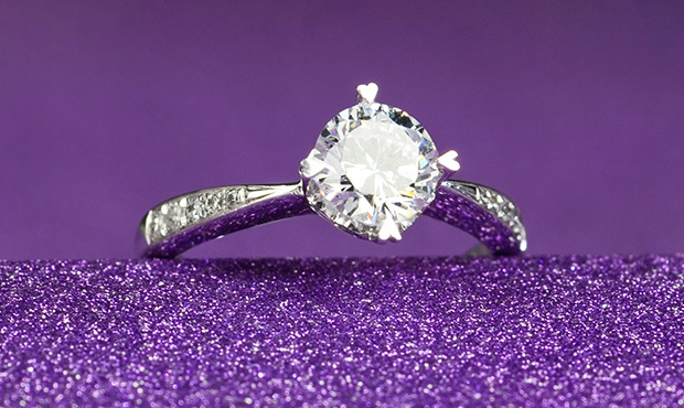 戒指尺寸怎么量？七夕送钻戒需要提前预约吗？能订制吗？-买钻戒怎么量手指尺寸