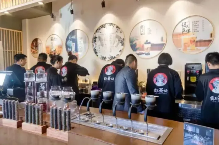 霸王茶姬——“以东方茶，会世界友”-霸王茶姬名字是怎么来的