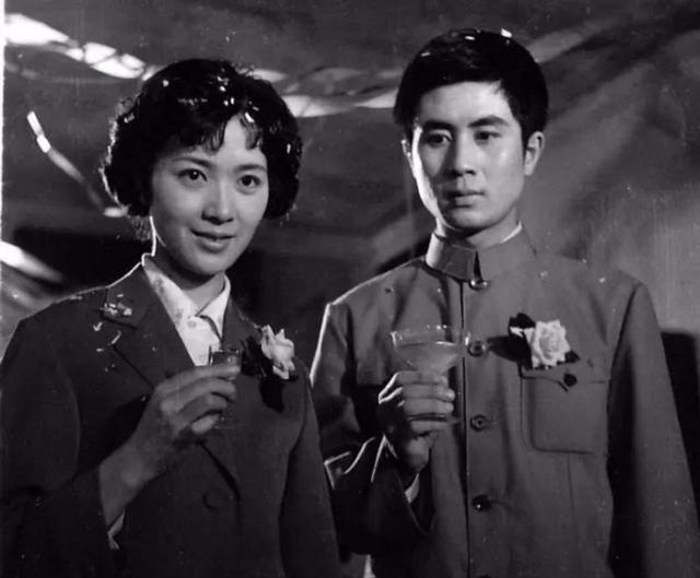 中国十大名山之一的庐山，到底有多美？-庐山是几大名山