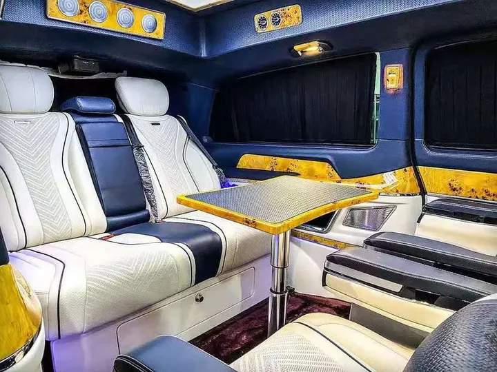 房车兄弟 奔驰V260星际7座 用繁星装点的旅途-奔驰七座v260