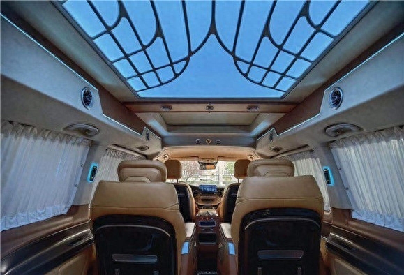 奔驰商务新款V260改装铭驰房车-奔驰v260l油箱盖在哪里