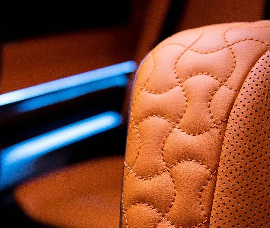 奔驰V260宾法版 7座豪华商务房车-奔驰v260豪华商务车报价及图片