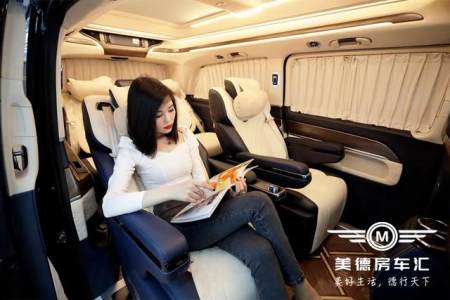 一台可以载下全家人的新款9速奔驰V260，过年开它倍有面-奔驰商务迈巴赫九座