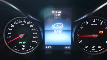 奔驰商务车高顶有哪些优势-奔驰高顶商务车七座新款