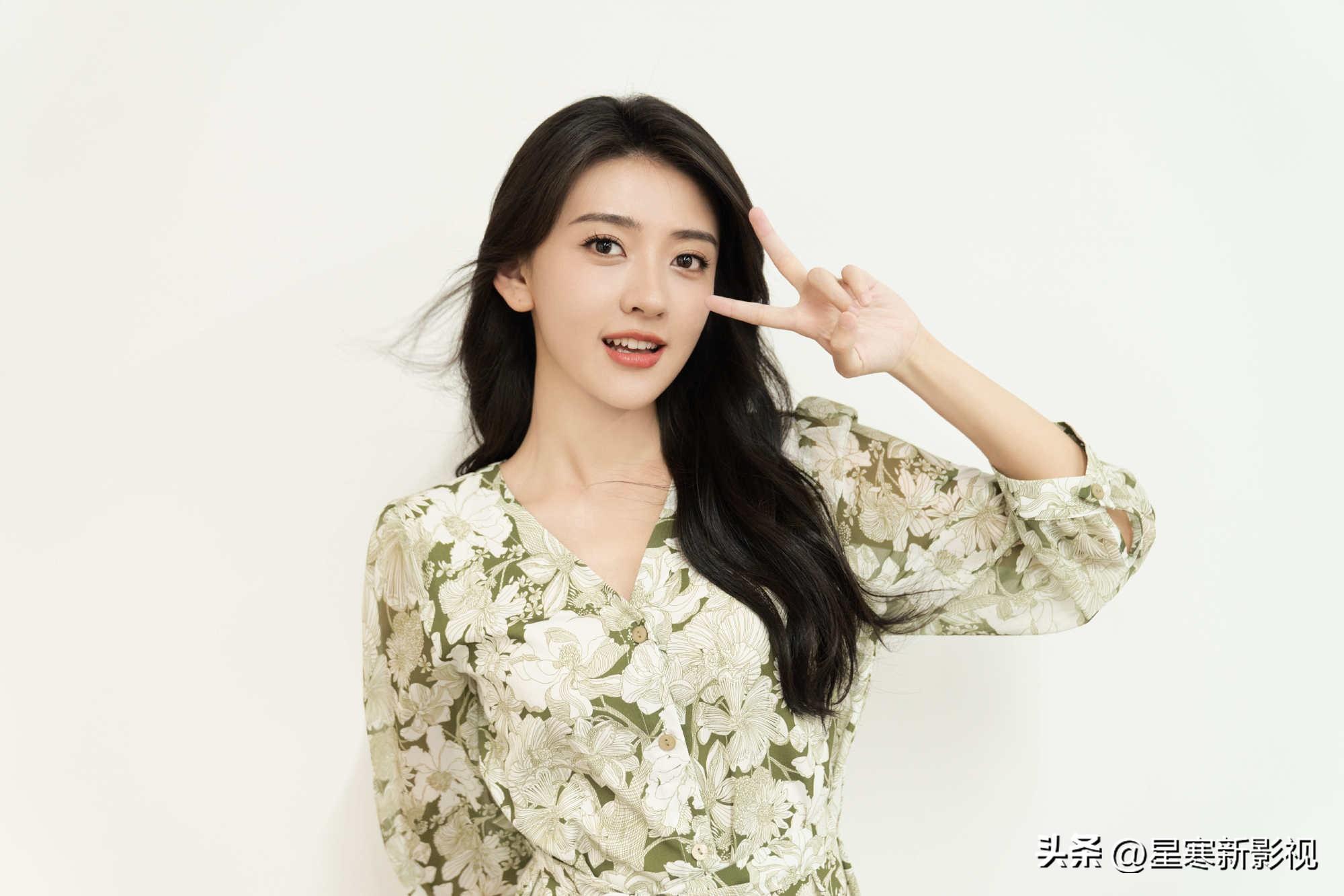 陈哲远《白色橄榄树》开拍在即，女主花落梁洁，看清编剧追定了！-白色橄榄树全文结局