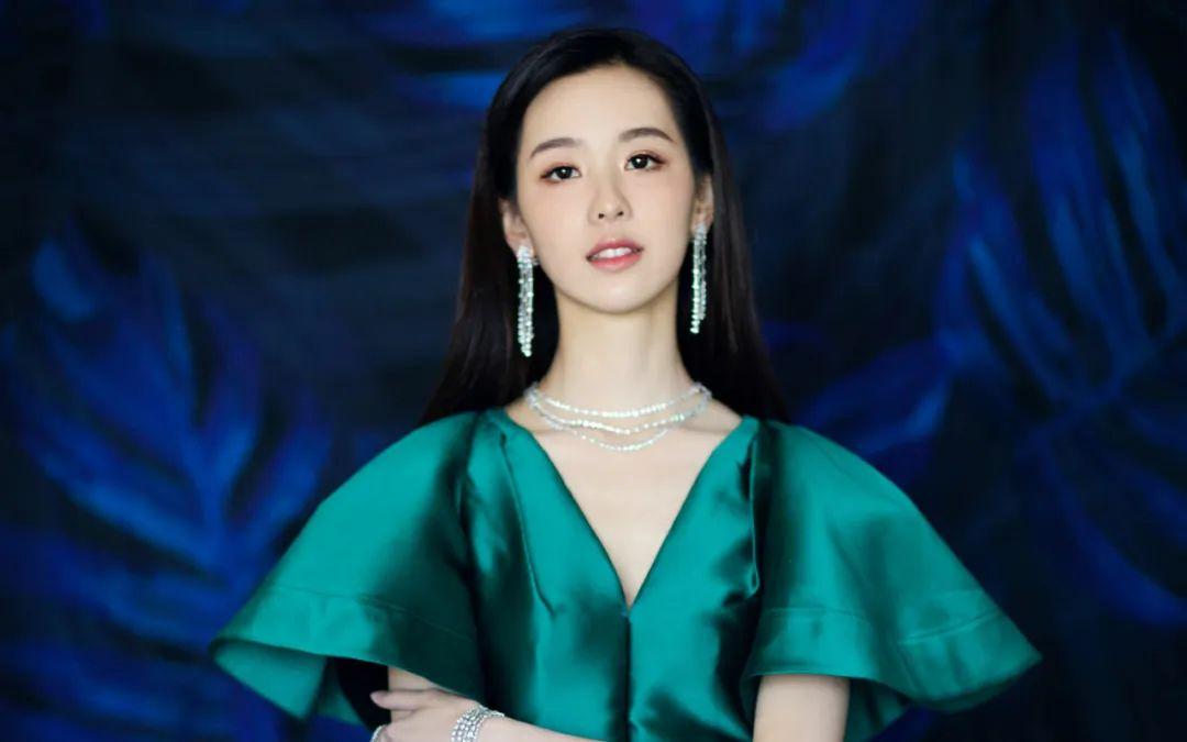 八卦说：肖战、张艺兴、杨幂、陈哲远、陈都灵、魏大勋-肖战张艺兴同台