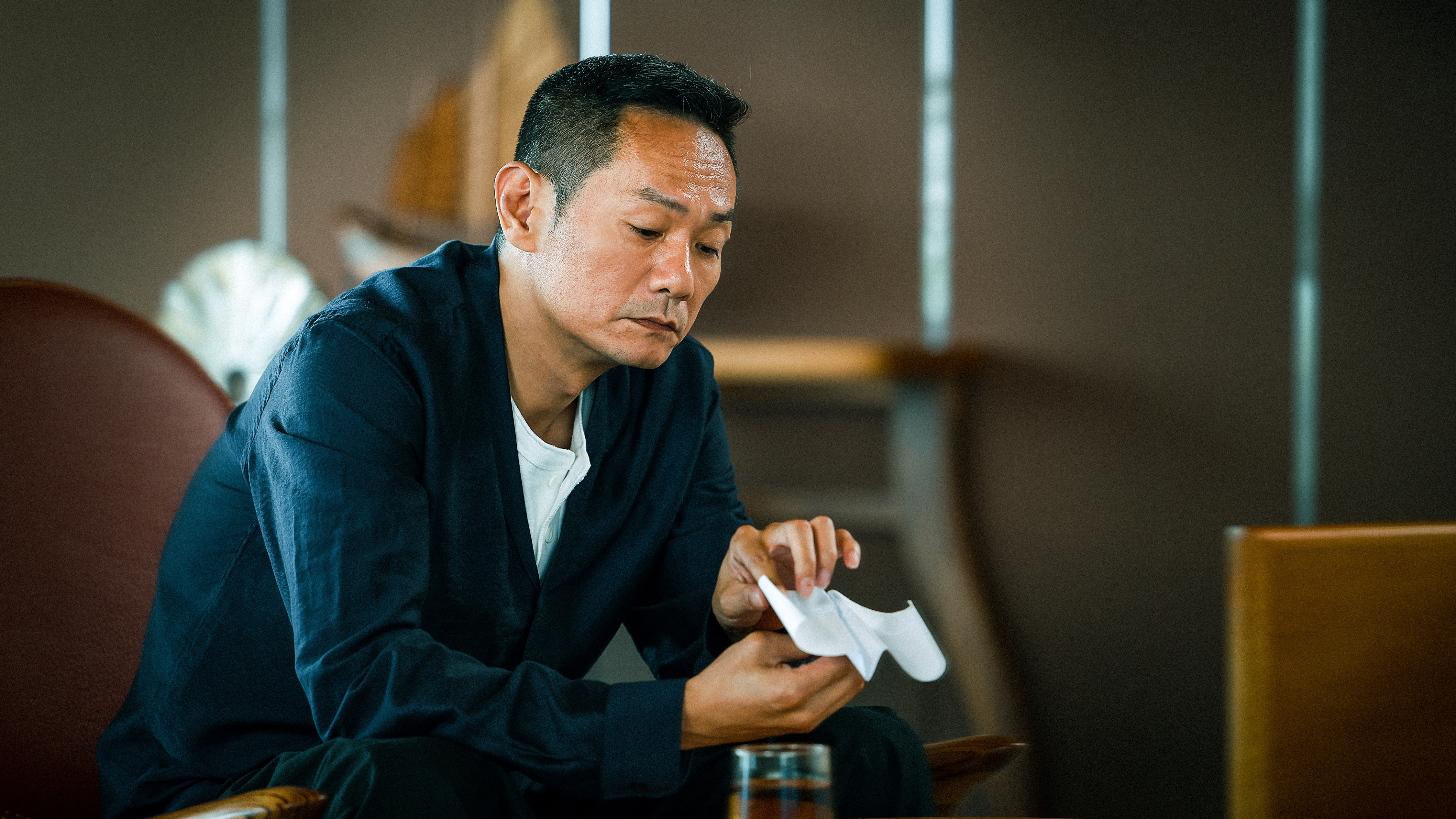 《消失的十一层》果靖霖：孟川生像零和一百的关系，他没有中间值-消失的13台阶解析