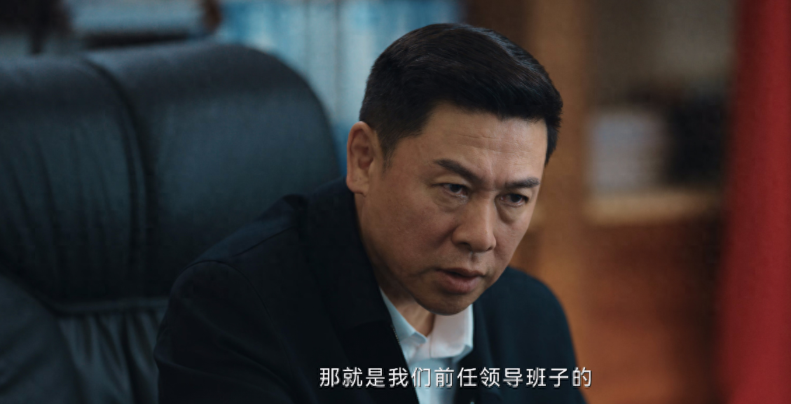 消失的十一层：大结局曲江河的卧底计划和卓越的牺牲，都没有意义-消失的十三级台阶讲的什么