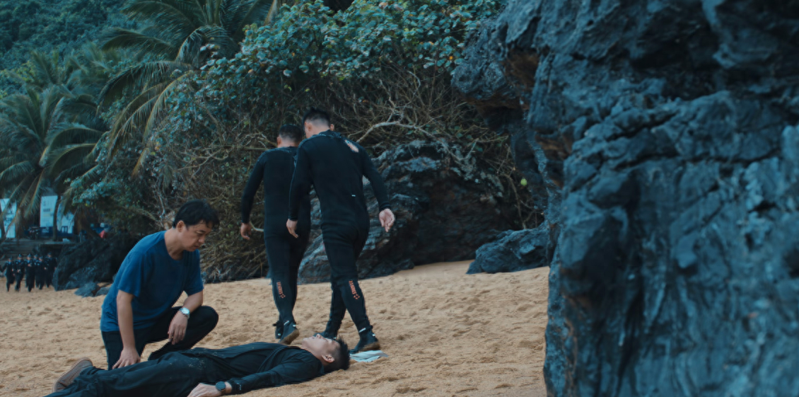 消失的十一层：大结局曲江河的卧底计划和卓越的牺牲，都没有意义-消失的十三级台阶讲的什么