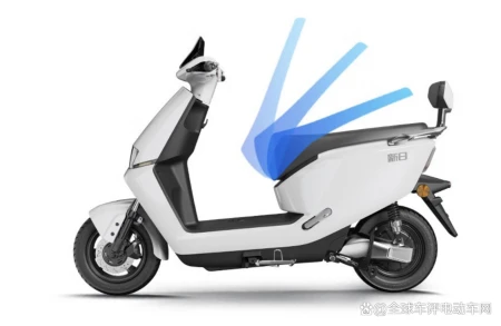 2款搭载华为鸿蒙系统的电动车，200公里长续航，智能很“听话”-哪些汽车搭载鸿蒙