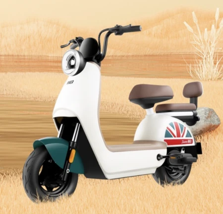 新日、小刀推出新车，配置丰富，骑行舒适，靠近就能解锁-新日电动车和小刀电动车哪个好