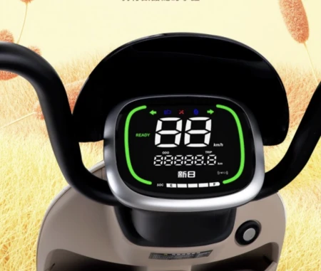 新日、小刀推出新车，配置丰富，骑行舒适，靠近就能解锁-新日电动车和小刀电动车哪个好