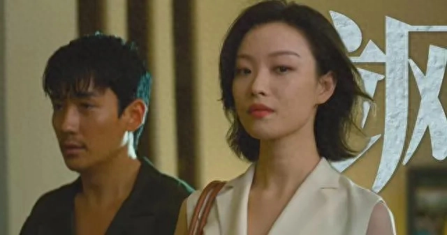 电影《消失的她》角色剖析：探寻内心迷失的情感世界-消失的女人分析