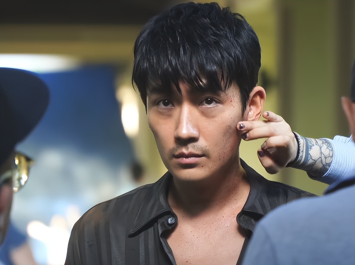 解析电影《消失的她》，除了陈思诚导演功劳，还有2点原因-消失的女人百度百科