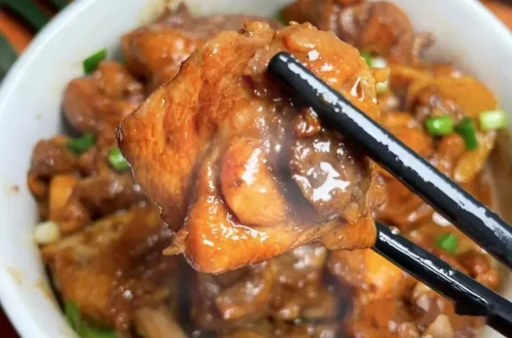 分享4道，非常好吃的特色美食，做法简单，好吃又下饭-特色美食做法大全英文介绍