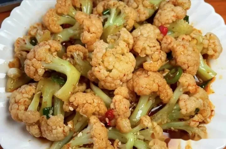 分享4道，非常好吃的特色美食，做法简单，好吃又下饭-特色美食做法大全英文介绍