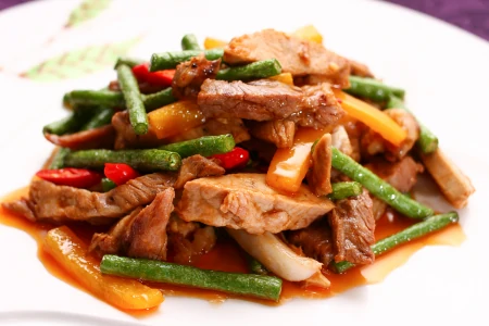 葱爆肉教程来啦，做法比你想象的要简单得多-葱爆肉怎么做?