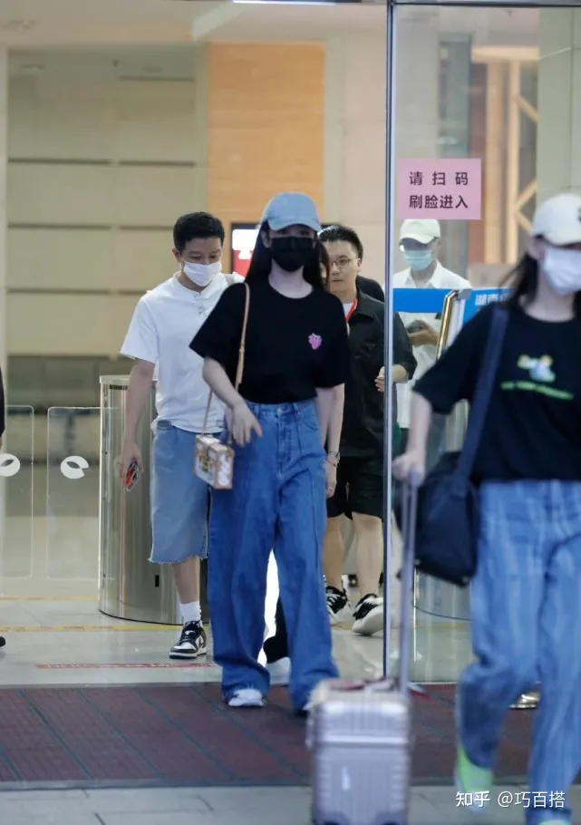 杨紫的反差萌让人大开眼界，甜糯软萌又减龄，别再说她是女汉子了-杨紫很美吗