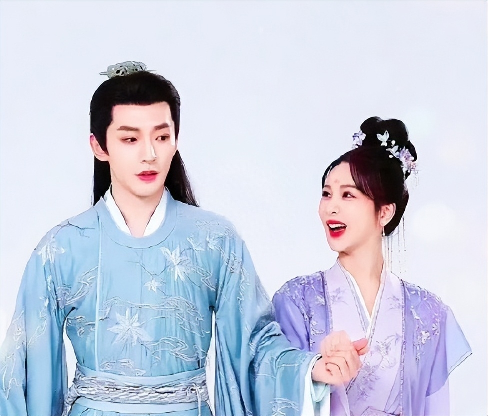 杨紫恋爱瓜，我真没想到...-杨紫访谈录