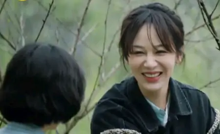 杨紫，乐观、努力、善良、有教养，这样的女孩谁能不爱-杨紫聪明伶俐