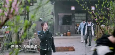 杨紫，乐观、努力、善良、有教养，这样的女孩谁能不爱-杨紫聪明伶俐