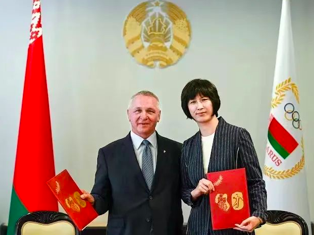 来点儿新闻 07.11 | 中国女队获得2022三人篮球亚洲杯冠军；openinstall与虎扑达成合作-中国女篮获亚洲杯亚军