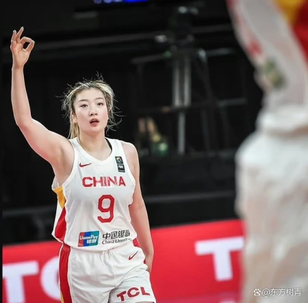 李梦韩旭返美，后者还需征服1人，回归首秀日期已确定-李梦篮球比赛视频