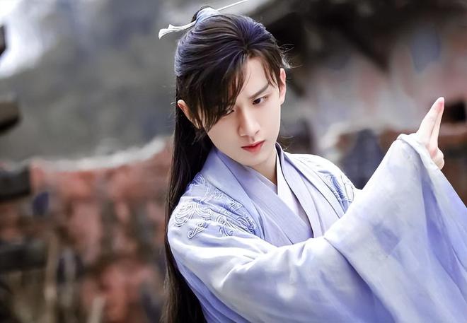 成毅从小透明到热播剧男主，一路经历太多坎坷，终靠实力翻身-成毅太好看了