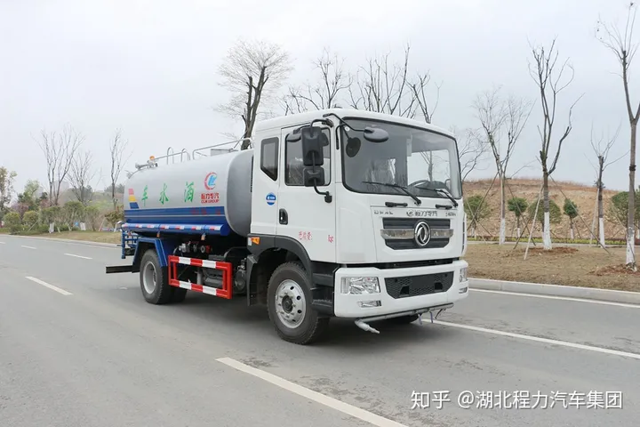 哪里有卖洒水车现车_洒水车现车销售点-洒水车厂家直销