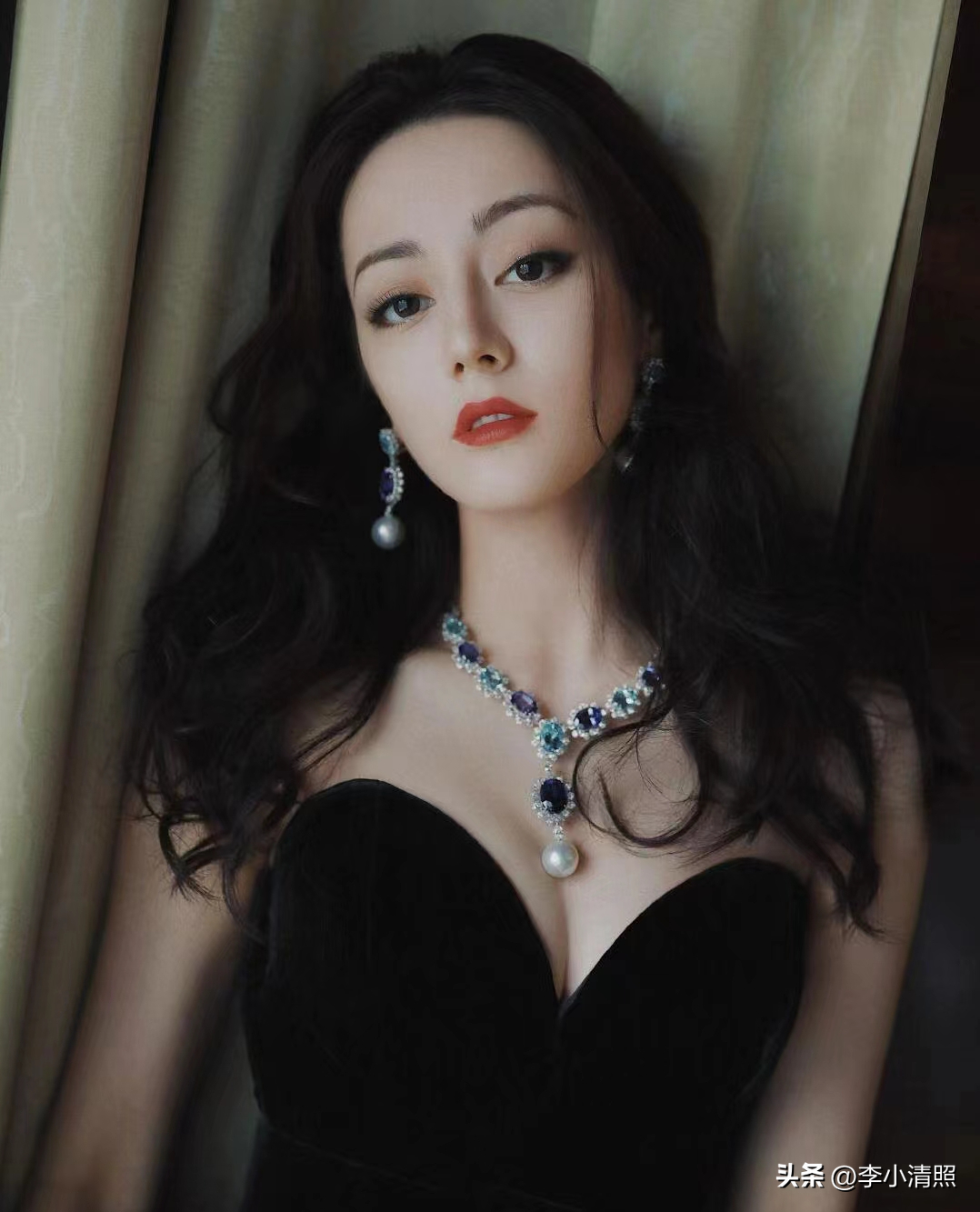 迪丽热巴有多迷人？活动高清原图曝光：美到窒息，怪不得能当顶流-迪丽热巴惊艳