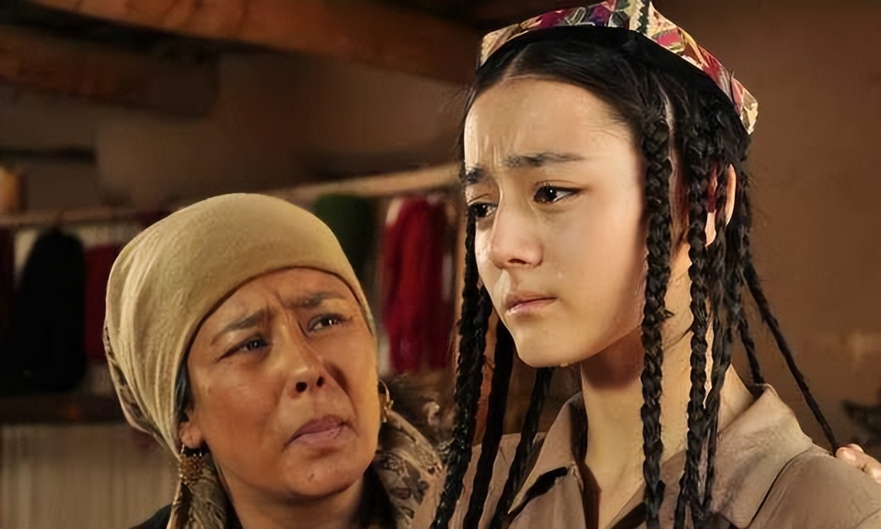 娱记曝料迪丽热巴在北京生子？消失9个月却不解释，网友：心虚了-迪丽热巴在北京吗