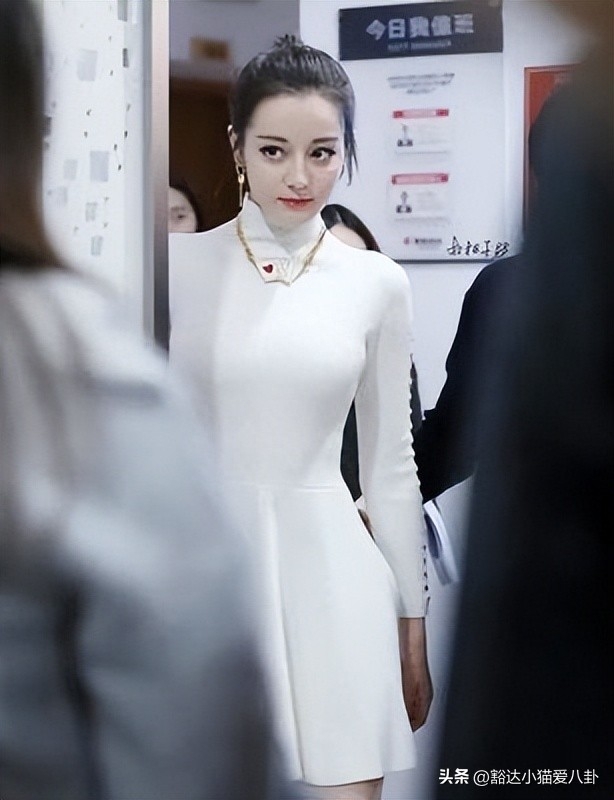 事实证明，许久没有露面的迪丽热巴，已经在另一条道路上发光发亮-事实证明许澍旸很有远见