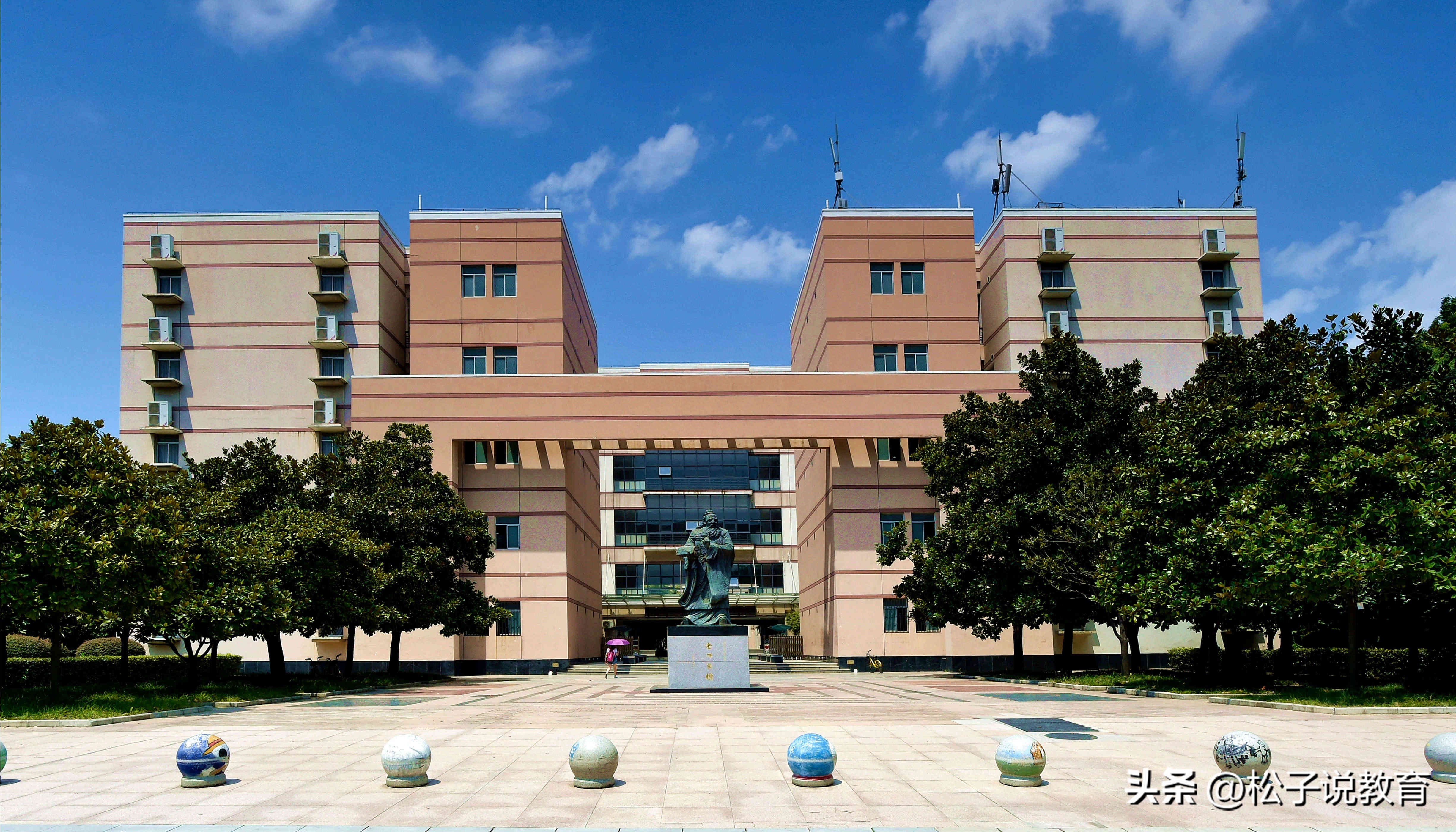 华中科技大学，到底在全国排第几名？不要着急，老师告诉你！-华中科技大学在全国的排名第几