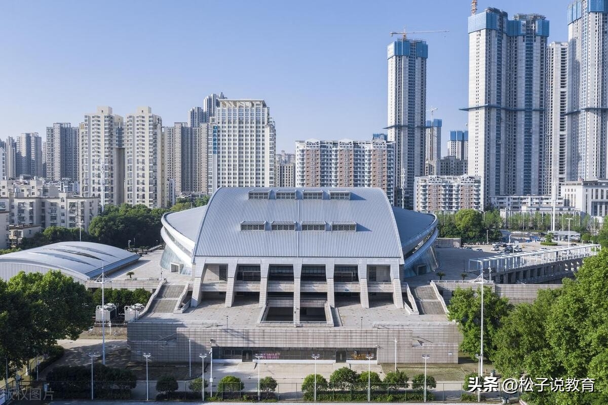 650分，选择华中科技大学，放弃电子科技大学的人，会不会后悔？-华中科技大学电子科学与技术专业怎么样