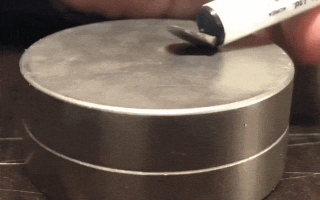 华中科技大学博士后复现LK-99磁悬浮现象-华中科技大学引力中心