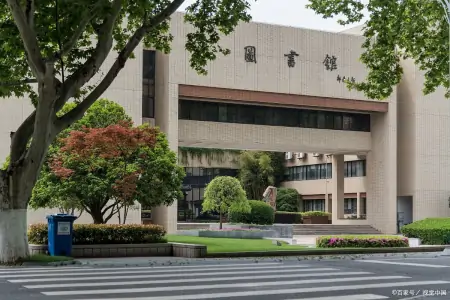 湖北省最大的宝藏：快速发展的中部第一高校华中科技大学-华中科技大学名声