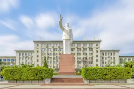 华中科技大学怎么样？什么专业好？-华中科技大学那些专业出来收入高