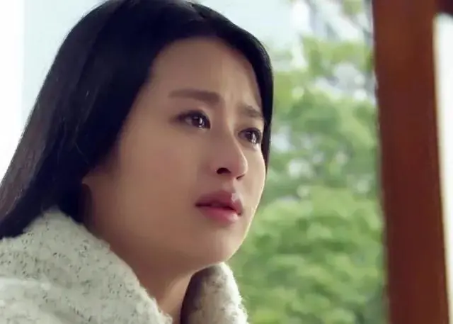 颖儿新剧再演被家暴的妻子，上次是虐恋，这次是《不完美受害人》-颖儿 颜值