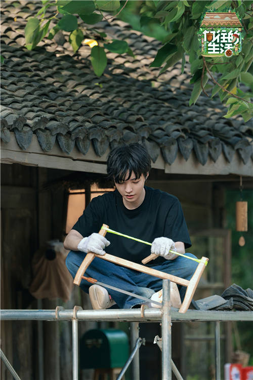 《向往的生活 》王勉、王俊凯到访蘑菇屋